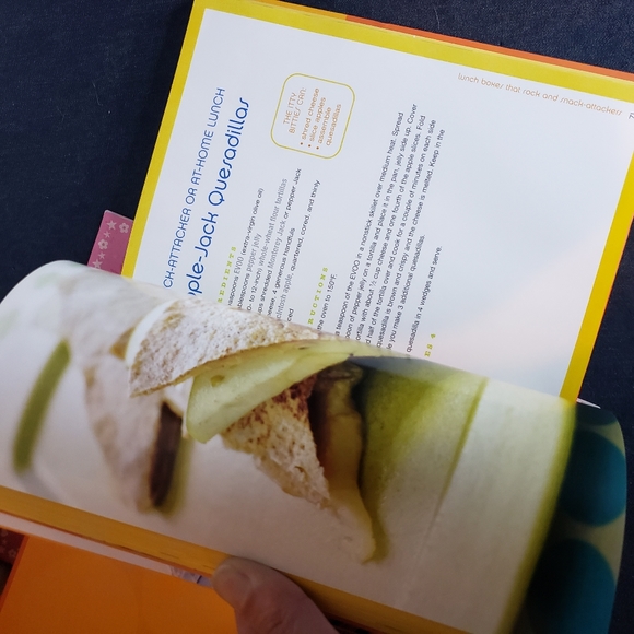 Rachel Ray yum-o the family cookbook - Picture 4 of 4